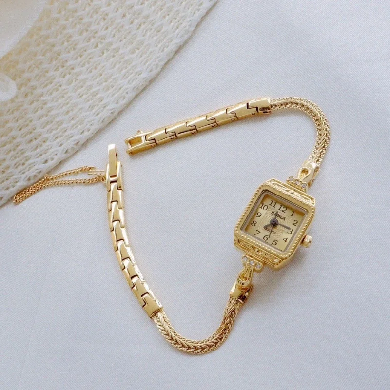 Vintage Digital Watch - Delicate En Lichte Luxe Vintage Slanke