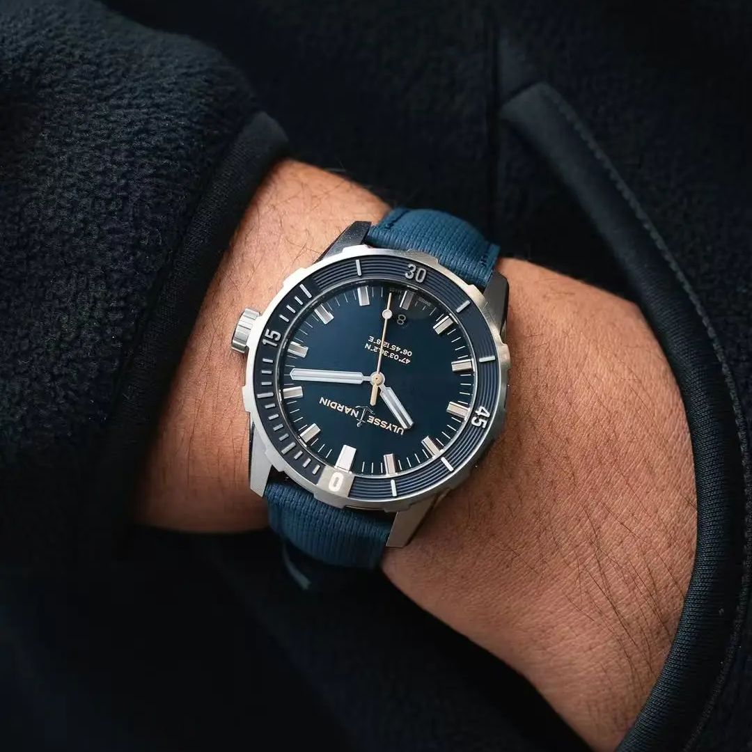 Nieuw ontwerp zeildoek handtek - Cartier Watch Santos recensie en prijs