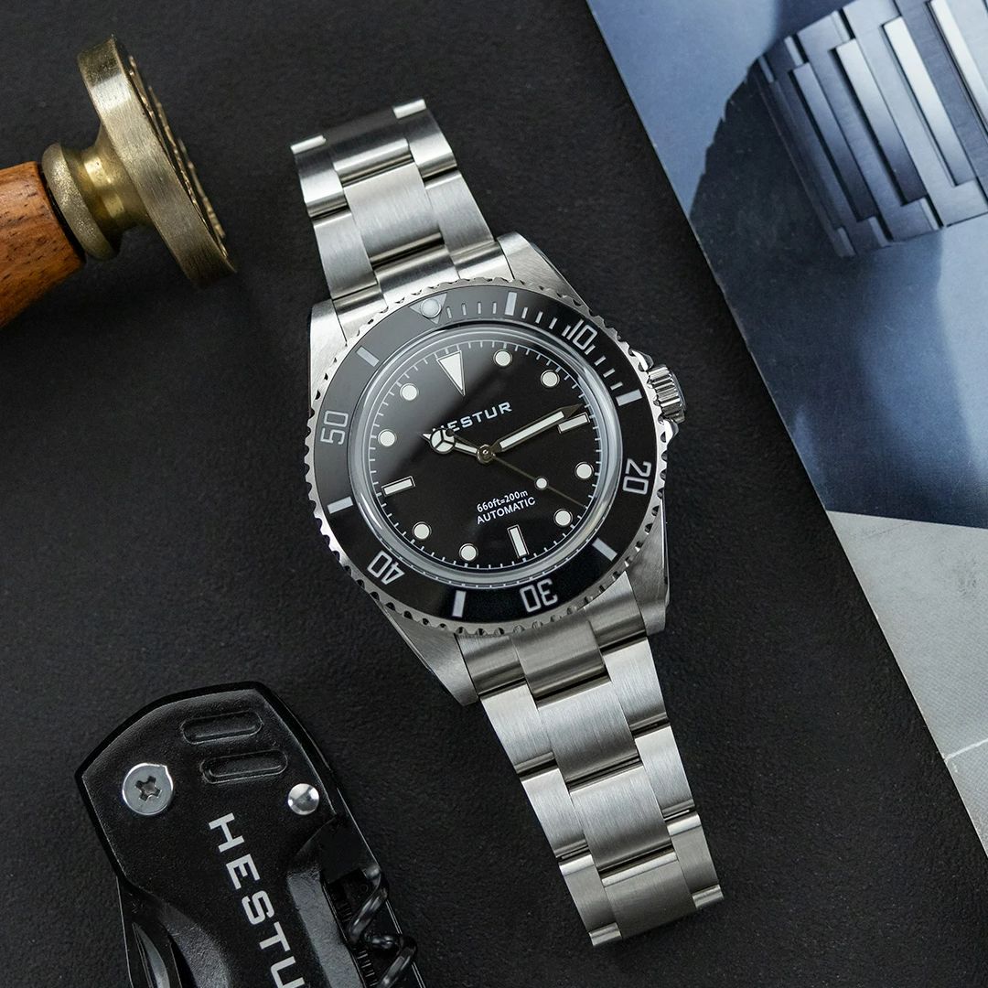 Hestur Black Diver Watches 40  - Vintage Digital Watch recensie en prijs